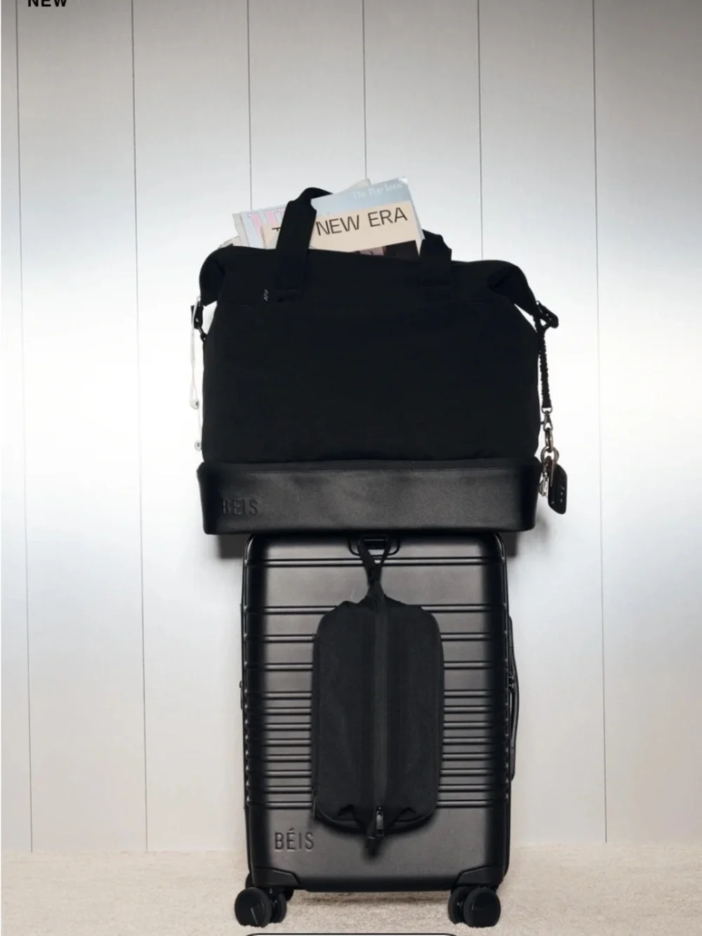 Beis The Dopp Kit in Black with Wrist Strap
